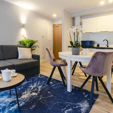 Baltic Old Town מלון דירות 4*