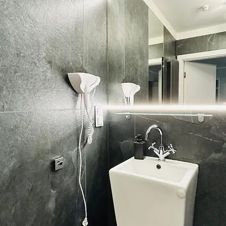 Baltic Old Town מלון דירות 4*