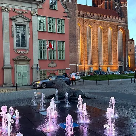 Baltic Old Town Heart Aparthotel Gdansk