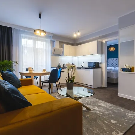 Baltic Old Town מלון דירות 4*