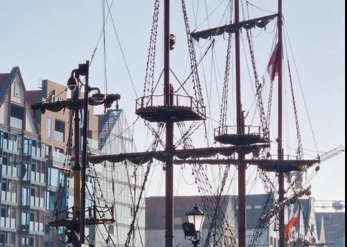 מלון דירות Baltic Gdansk Old Town - St Mary S Church 4*